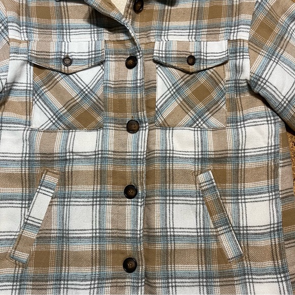 Love Tree Sherpa Lined Flannel Plaid Button Chore Shacket Sz M - Picture 5 of 14